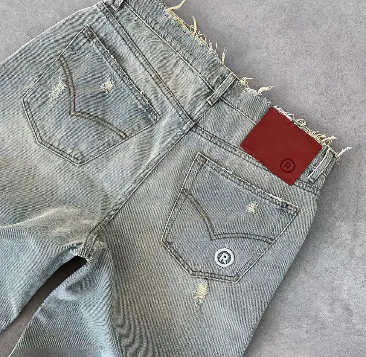 Distressed Baggy Jeans 4