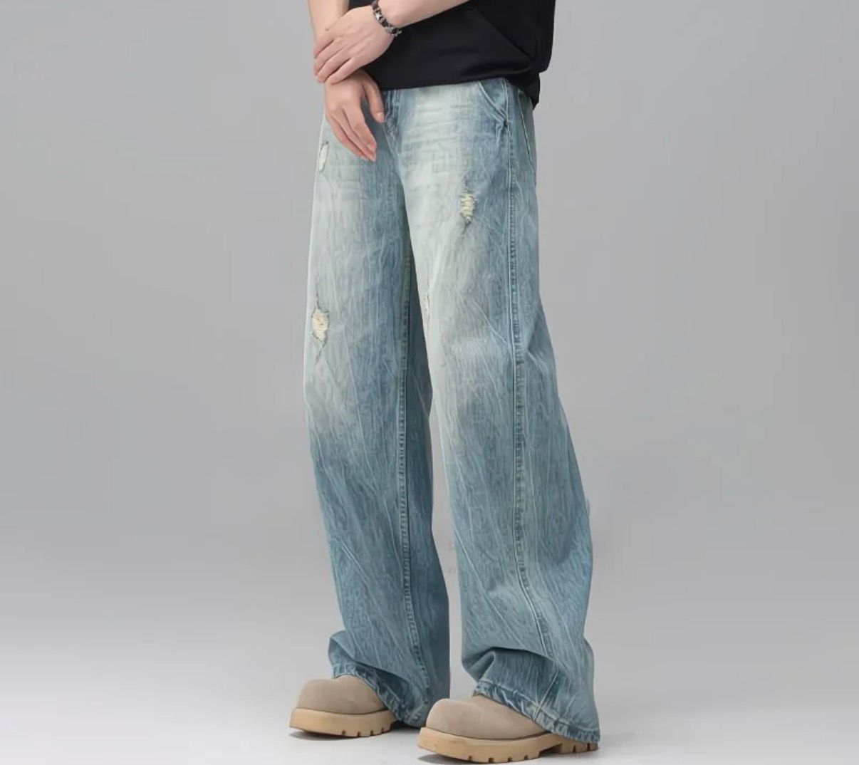 Wide-Leg Denim Jeans 4