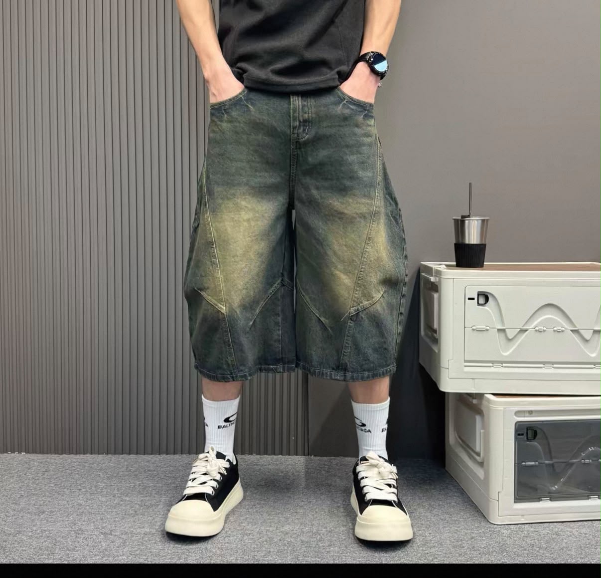 Curved Panel Baggy Jorts