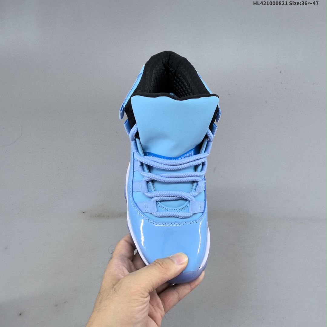 Air Jordan 11 Retro Pantone 10