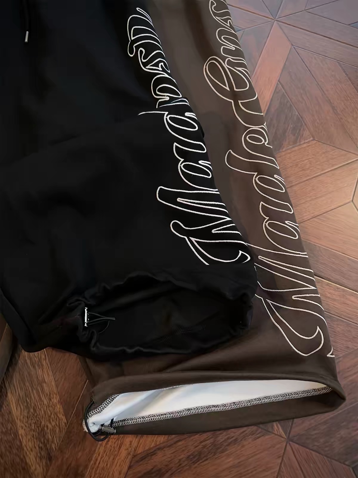 Wide‑Leg Graphic Sweatpants Joggers 10