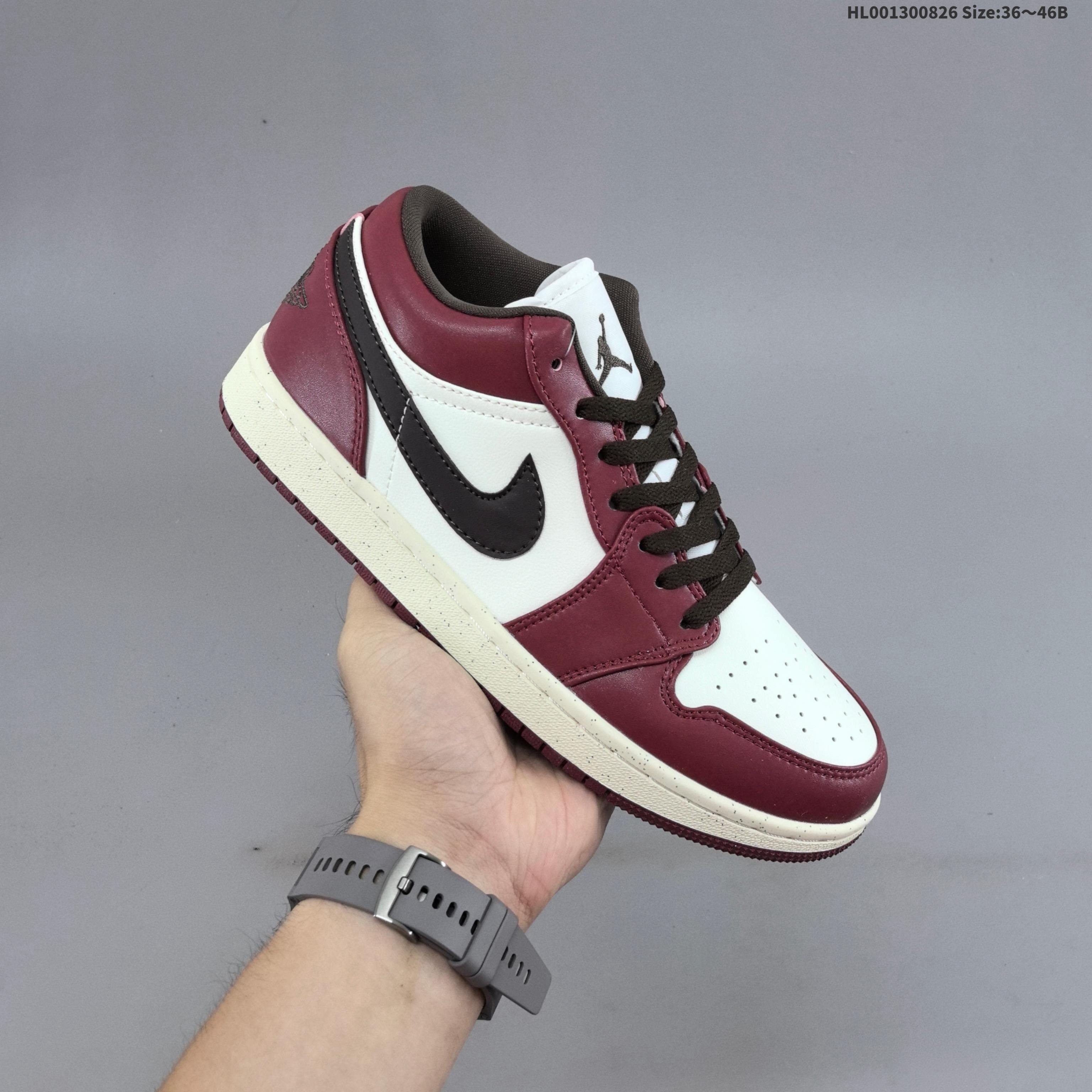 Air Jordan 1 Low 4