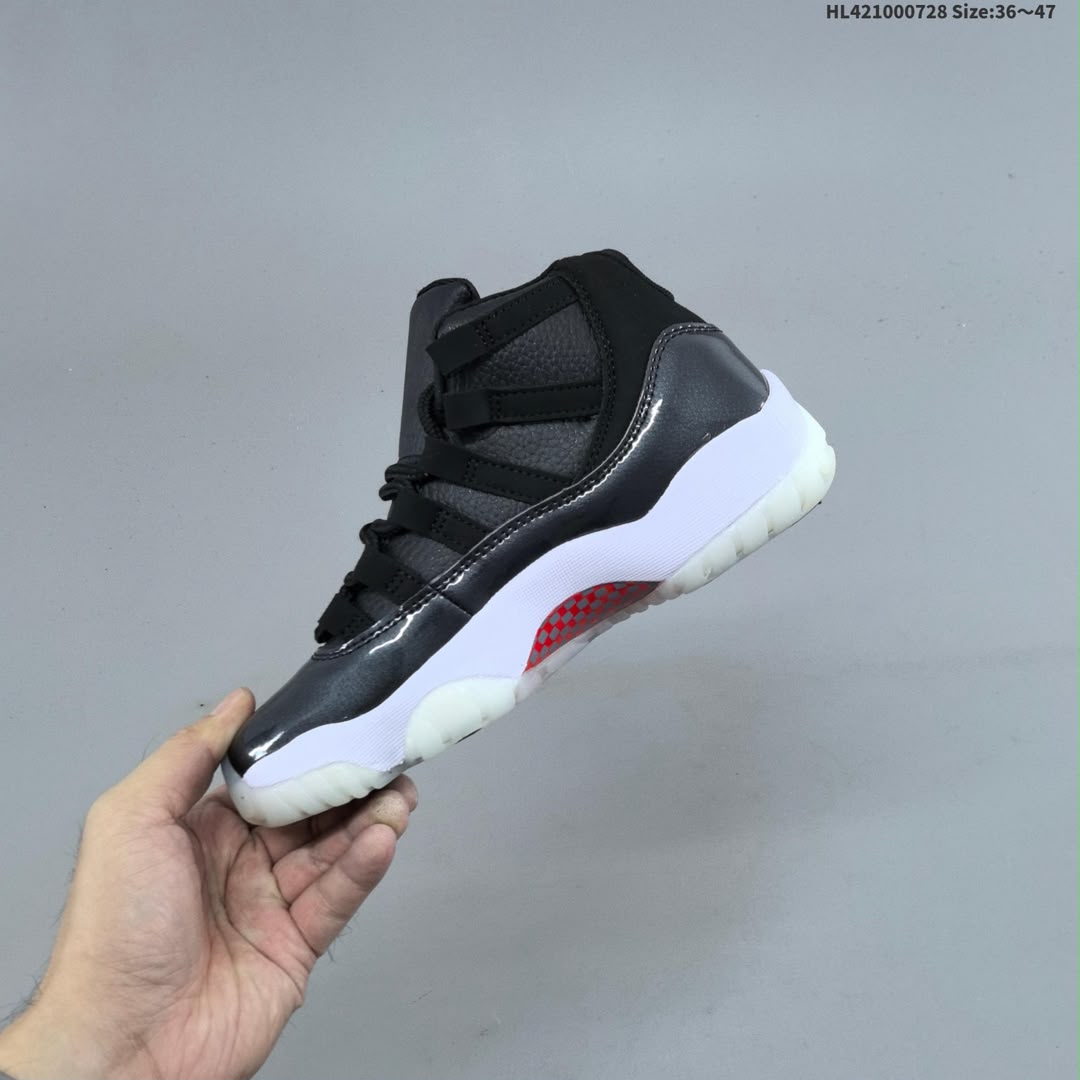 Air Jordan 11 Retro Low Mother’s Day 7