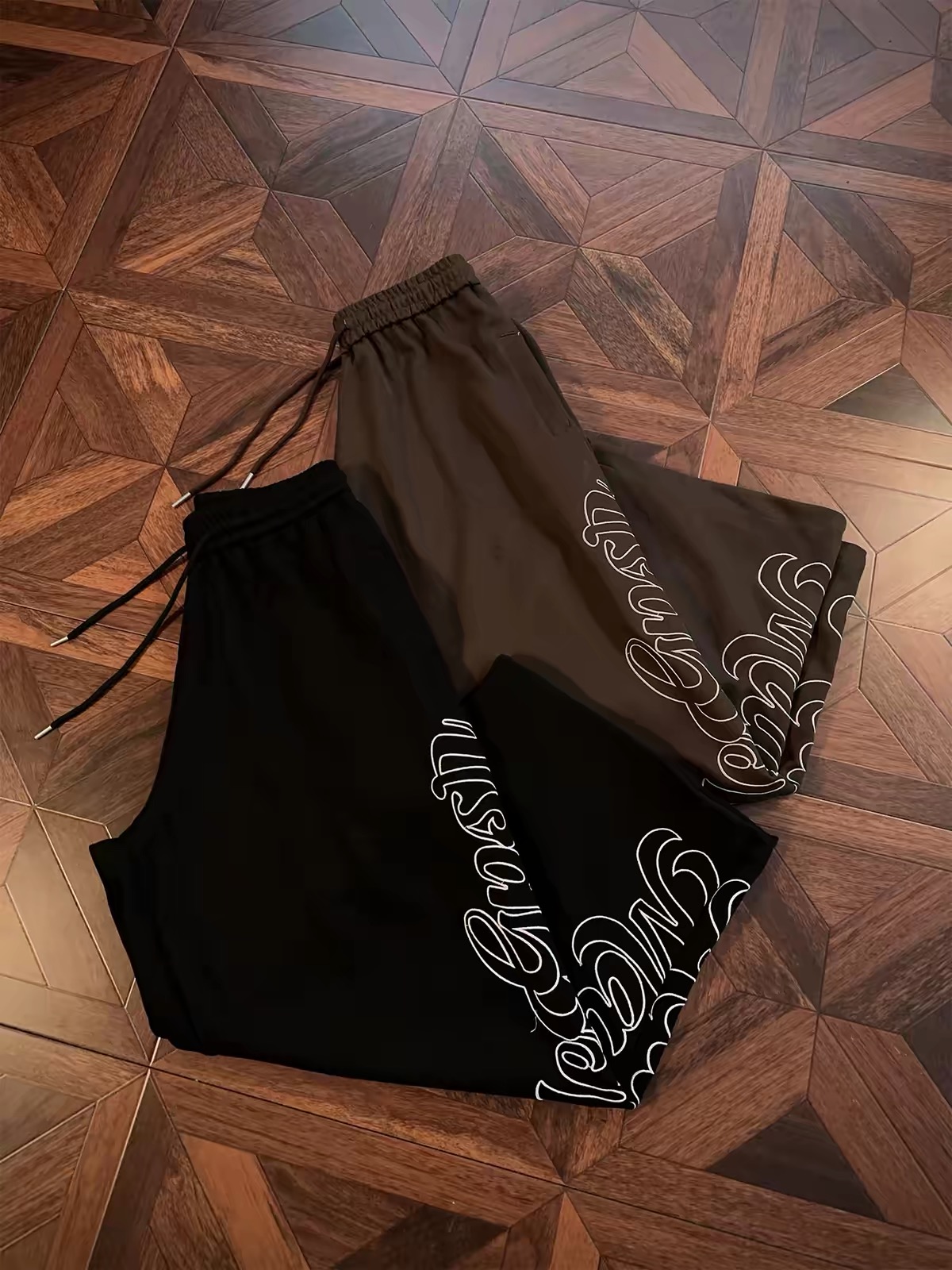 Wide‑Leg Graphic Sweatpants Joggers 4