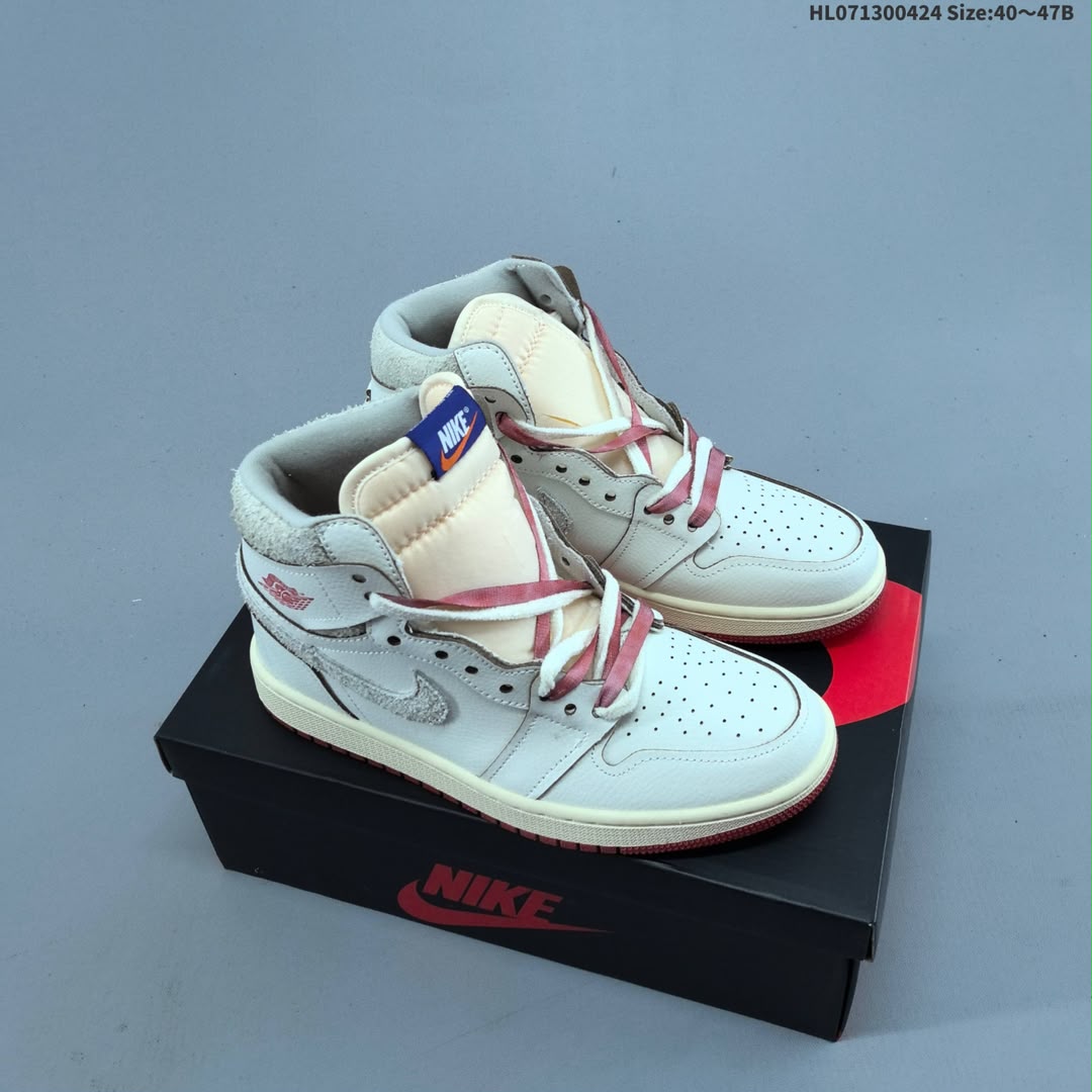 Nike Air Jordan 1 Retro High OG