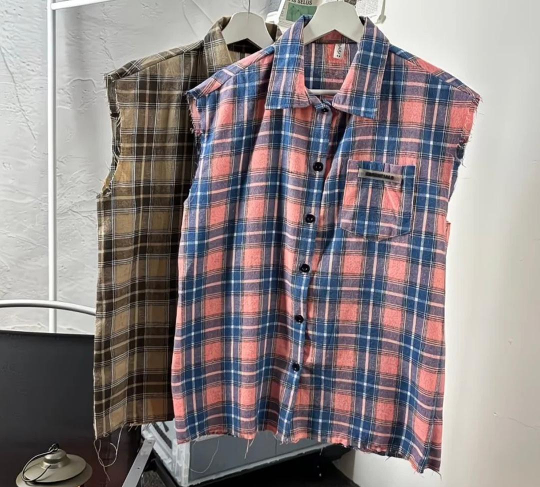 Sleeveless Shirt 2