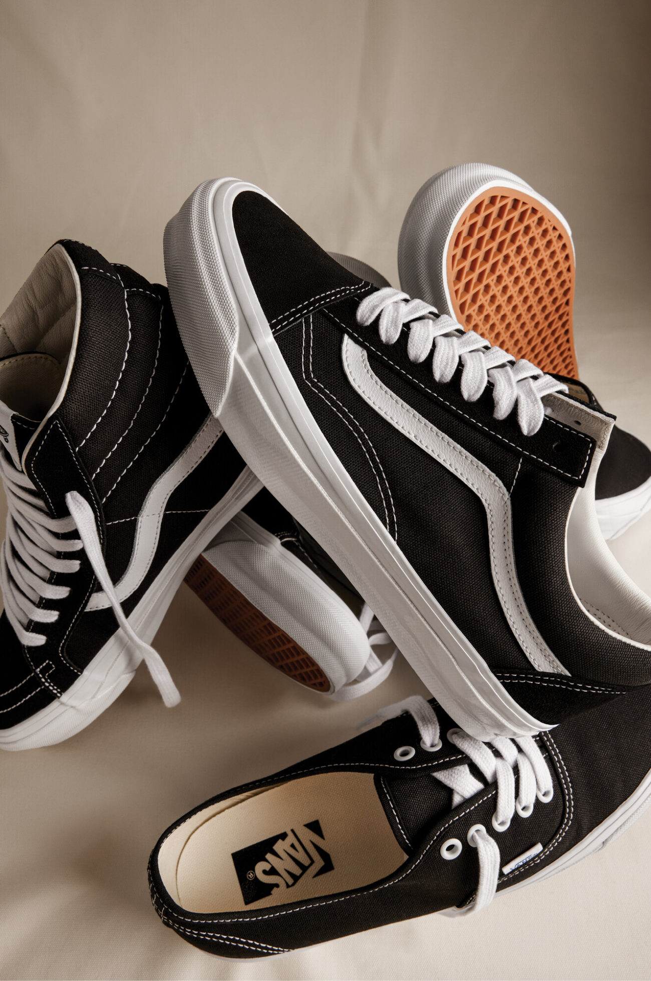 Vans 2